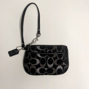 COACH WRISTLET BLACK & SILVER & GRAY front pocket and open middle with zipper